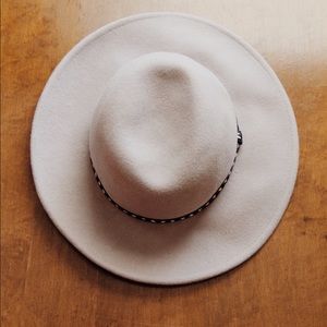 felt western style hat